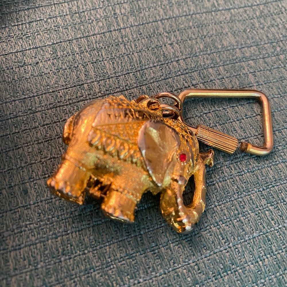 Bangkok Elephant Keychain Gem